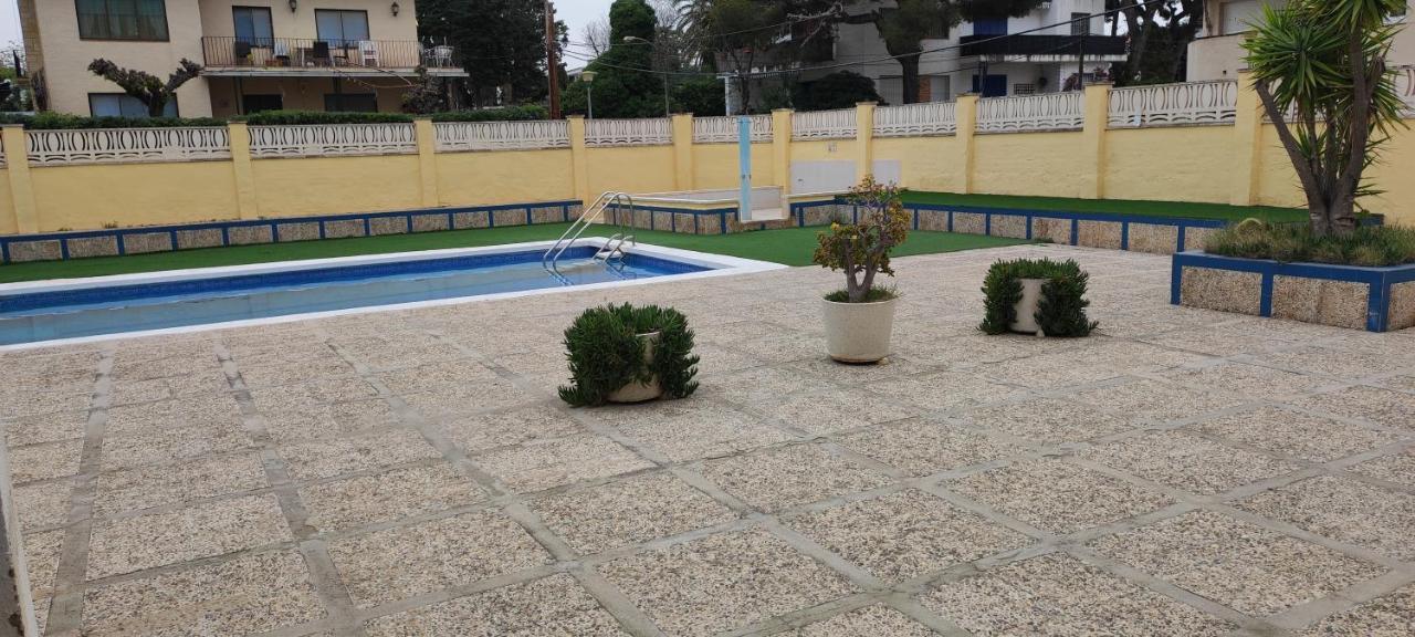 Acogedor Estudio En La Playa, Con Vistas Al Mar, Y Piscina Comunitaria Sant Salvador Eksteriør bilde
